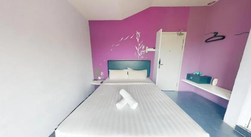 Hotel Zamburger Bliss Τζόχορ Μπάχρου