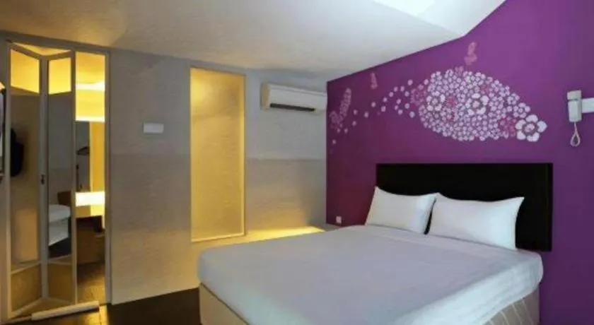 Hotel Zamburger Bliss Τζόχορ Μπάχρου Μαλαισία
